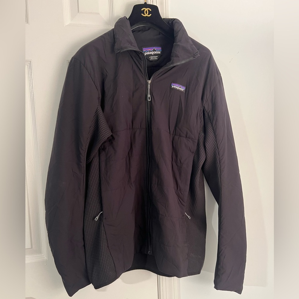 Patagonia Black Men’s Jacket size Large Worn Wear zipper pockets soft EUC